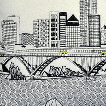 24 英寸白色克利夫蘭日光天際線腰枕裝飾枕頭