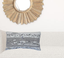 Cojín decorativo lumbar Homer Spit Daylight Skyline blanco de 24