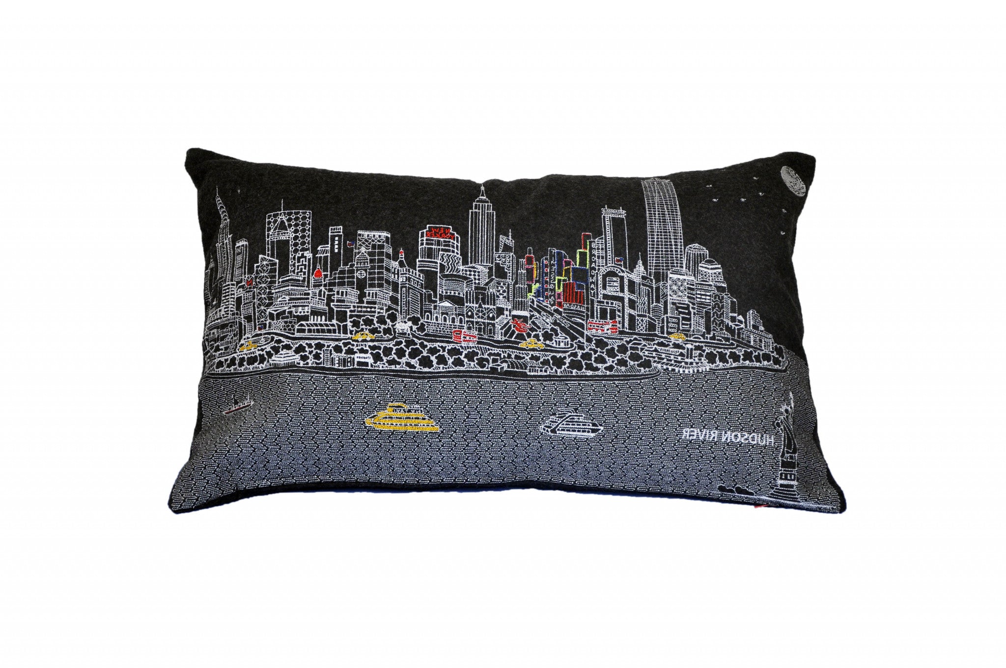 Almohada decorativa lumbar de 24" en blanco y negro NYC Nighttime Skyline