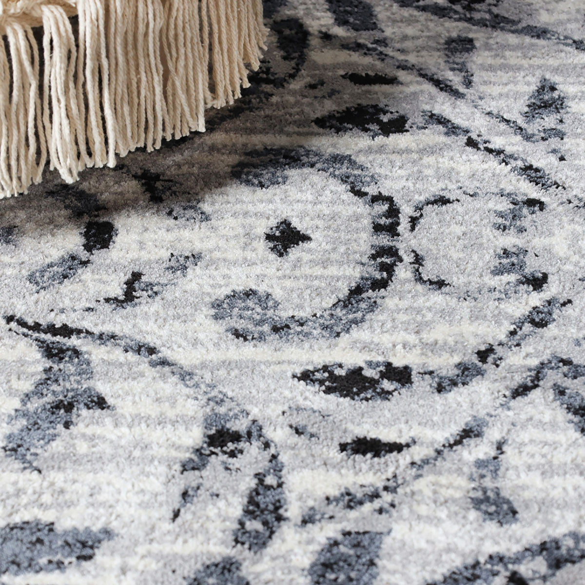 5' X 8' Platinum Floral Vines Power Loom Stain Resistant Area Rug