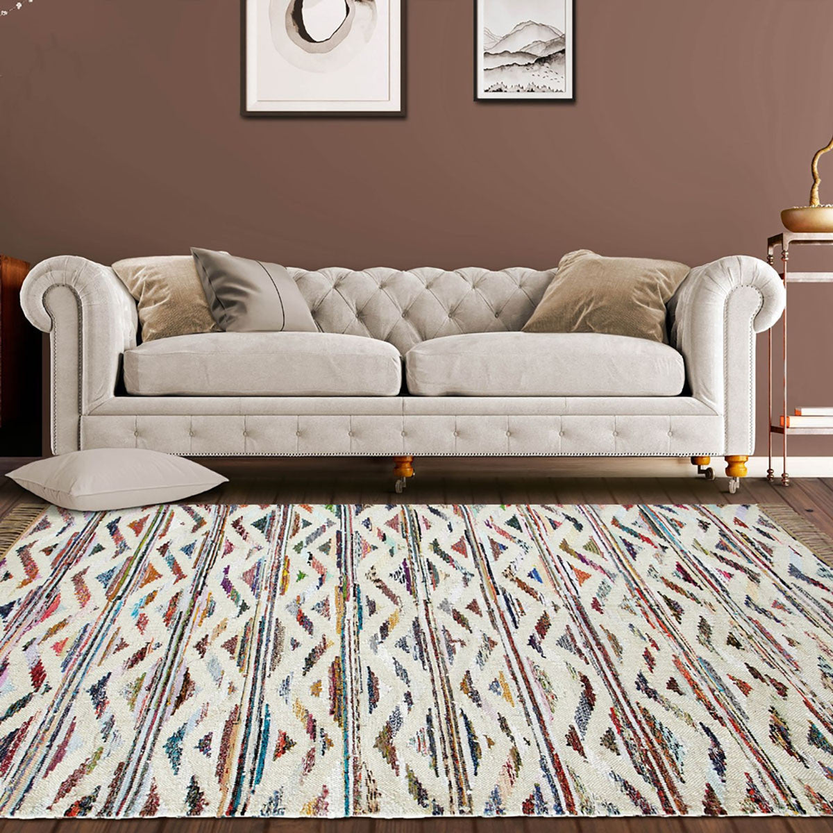 5' X 8' White And Southwest Palette Geometric Hand Woven Area Rug