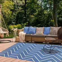 6' X 9' Navy Blue Waves Stain Resistant Indoor Outdoor Area Rug