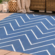 6' X 9' Navy Blue Waves Stain Resistant Indoor Outdoor Area Rug