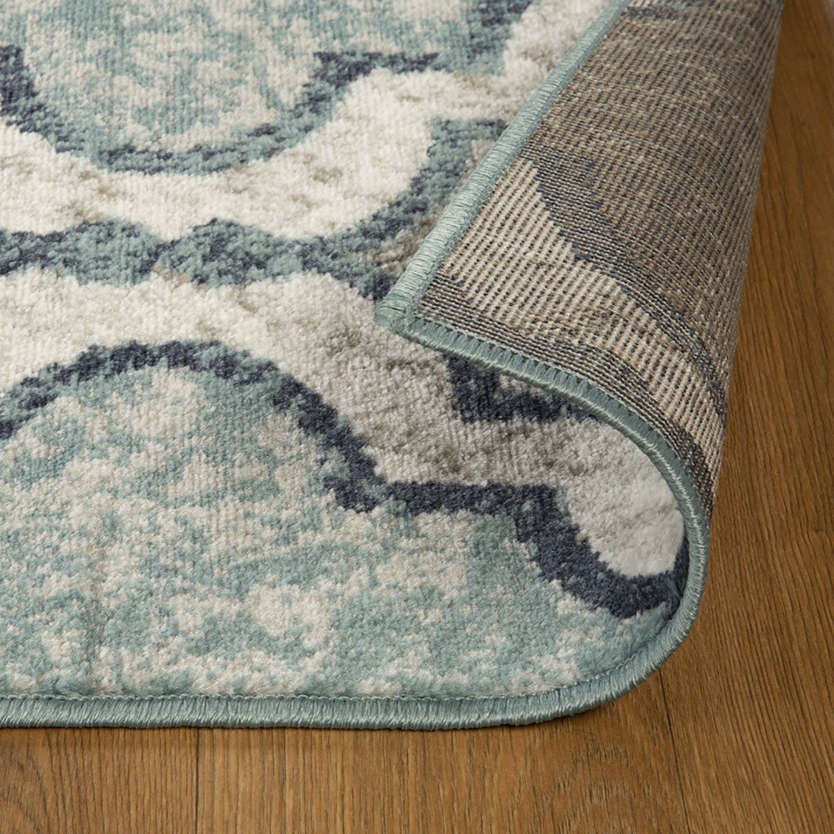 Deep Royal Quatrefoil Power Loom Distressed Stain Resistant Runner Rug 10'