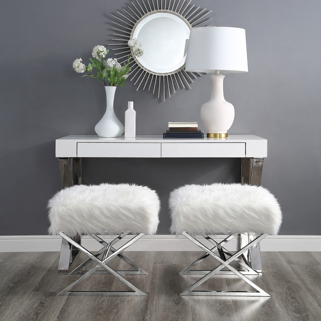 18" White Faux Fur With Silver Ottoman