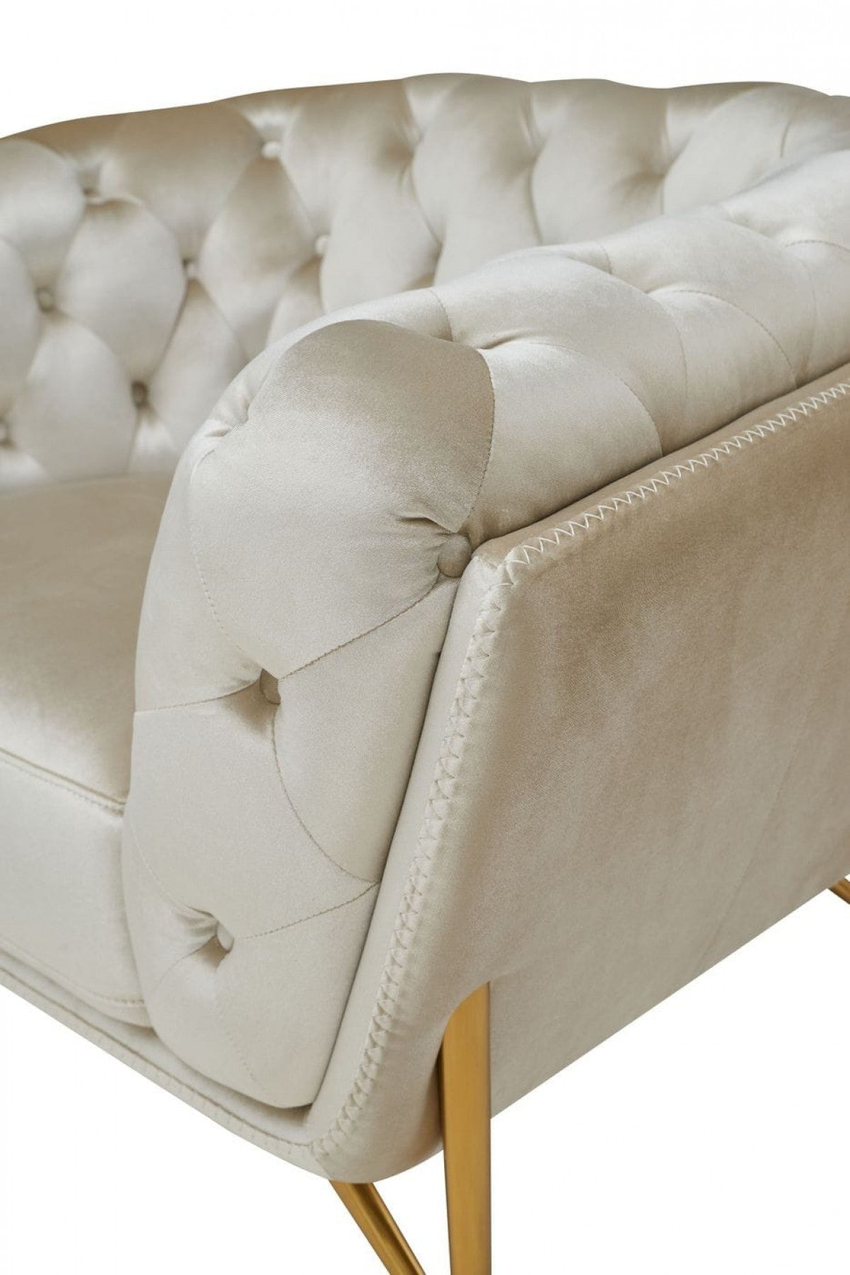 Pearl Tufted Velvet And Gold Chesterfield Love Seat 69"