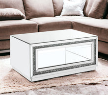 35 英寸銀色鏡面人造木質矩形鏡面咖啡桌帶架子