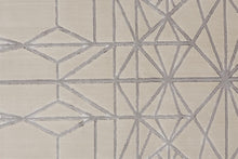 4' X 6' White Silver And Gray Geometric Area Rug