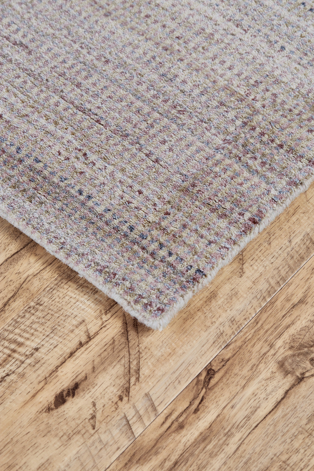 Green Blue And Tan Ombre Hand Woven Area Rug - 4' x 6'