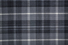 4' X 6' Black Gray And White Abstract Hand Woven Stain Resistant Area Rug