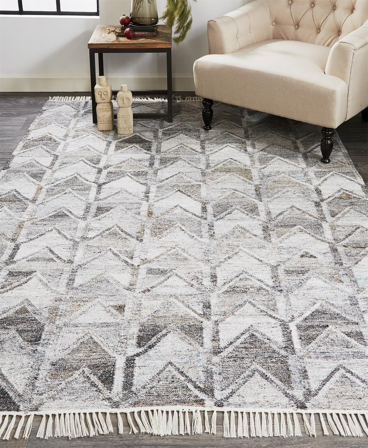 4' X 6' Gray Silver And Taupe Geometric Hand Woven Stain Resistant Area Rug With Fringe