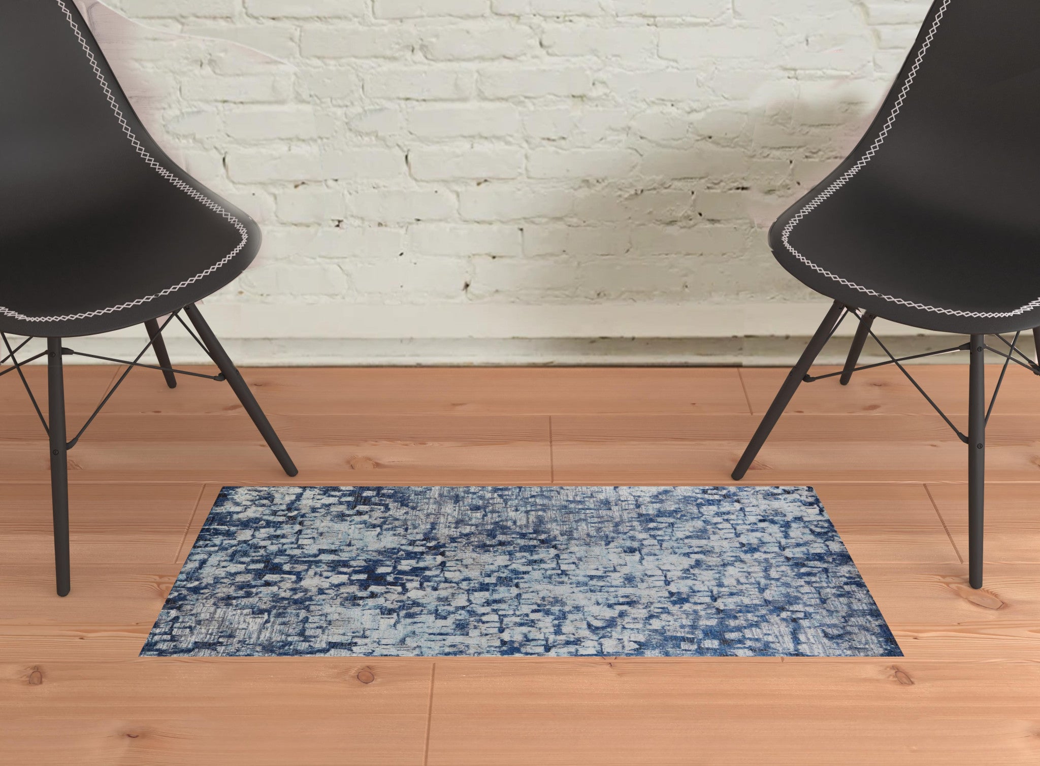 3' X 5' Blue And Ivory Abstract Power Loom Distressed Stain Resistant Area Rug