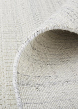 4' X 6' Ivory Wool Hand Woven Stain Resistant Area Rug