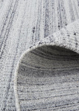 4' X 6' Ivory Wool Hand Woven Stain Resistant Area Rug