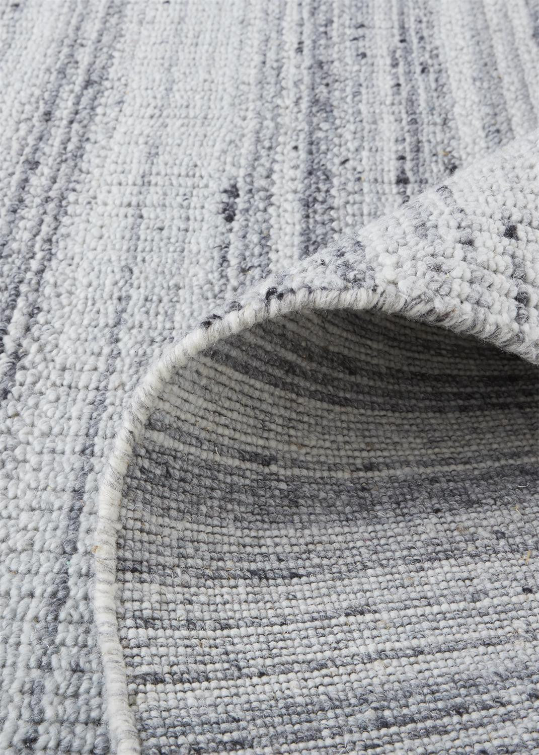 4' X 6' Ivory Wool Hand Woven Stain Resistant Area Rug