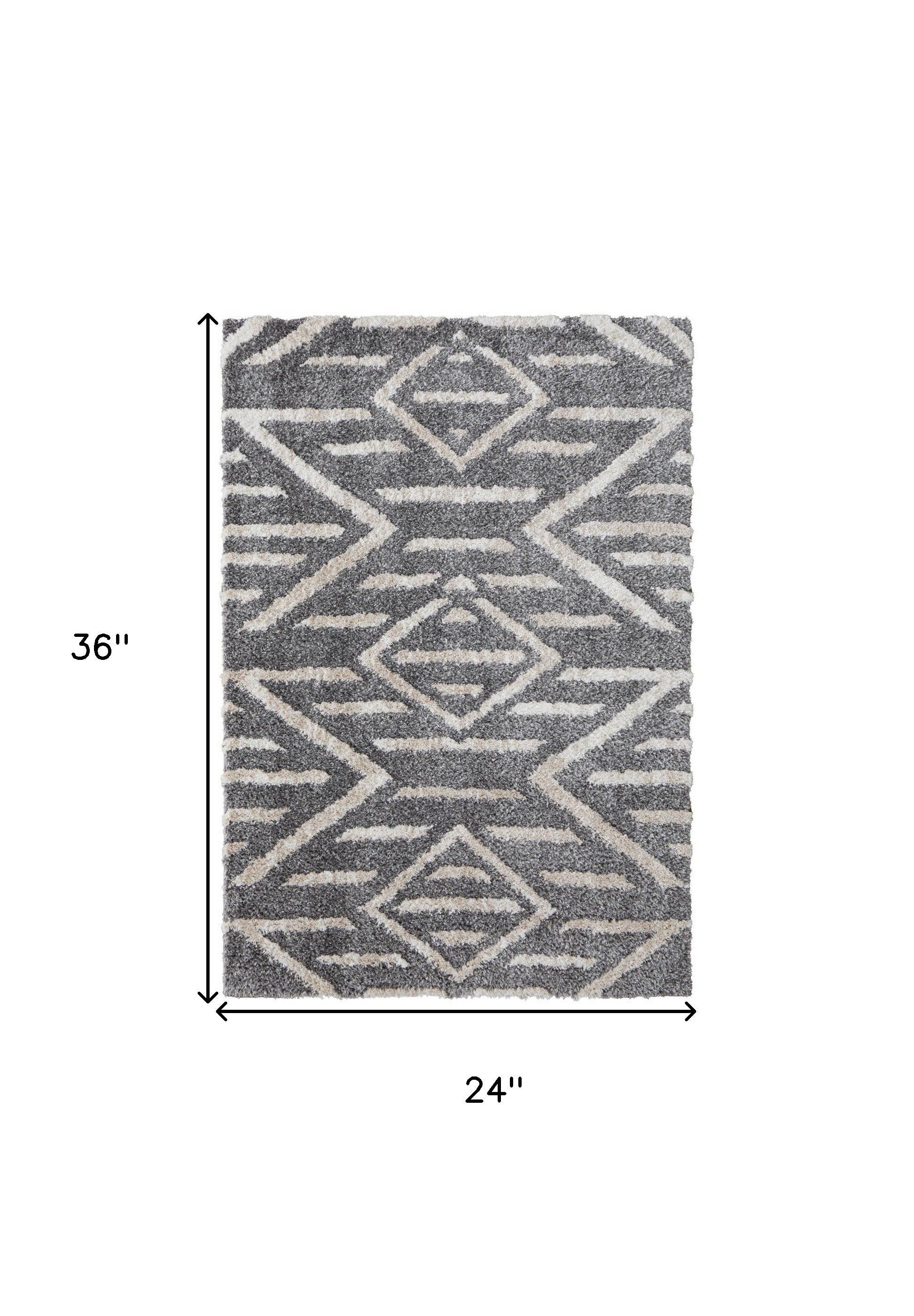 4' X 6' Gray And Ivory Geometric Power Loom Stain Resistant Area Rug