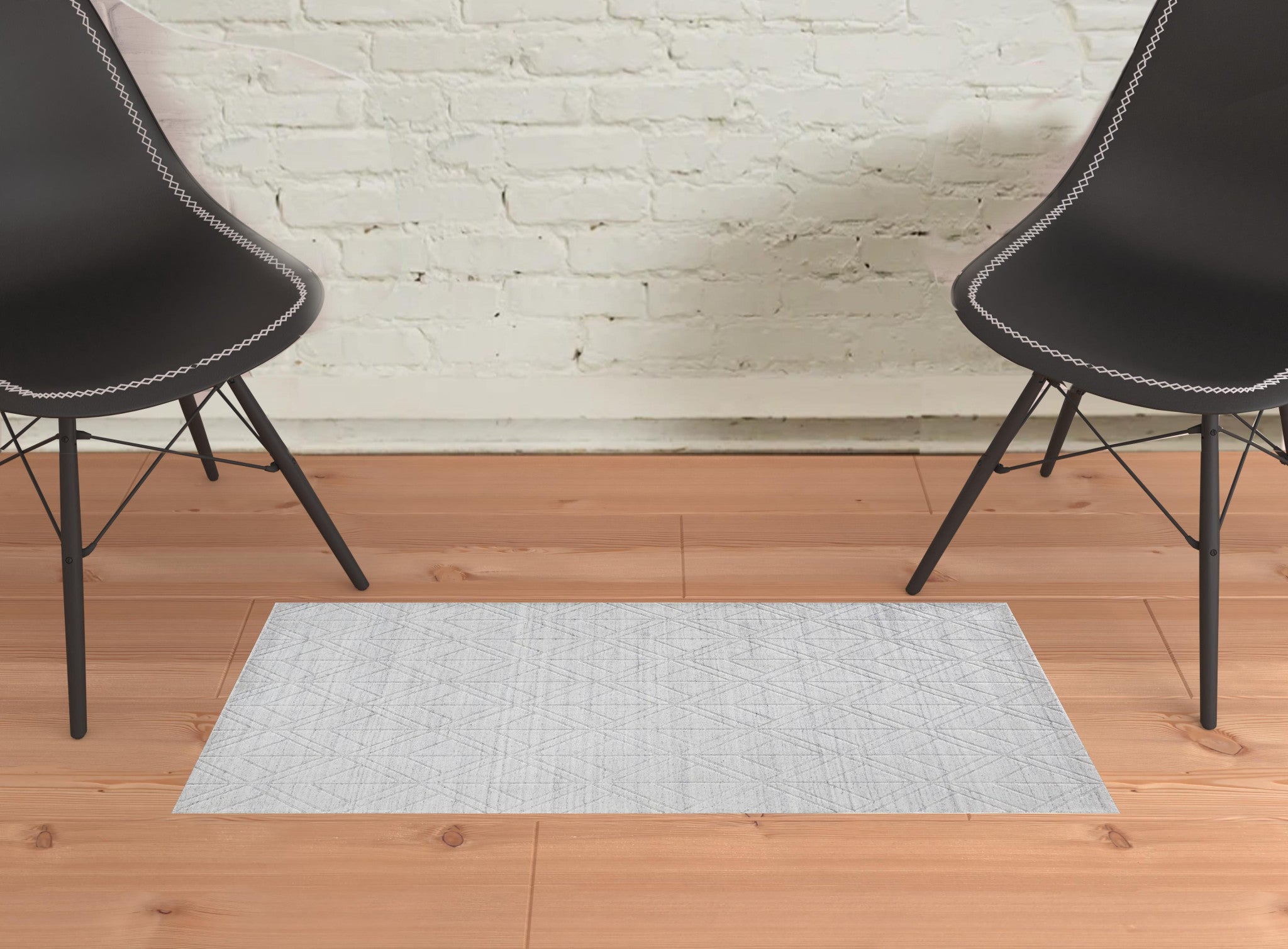 5' X 8' White And Silver Striped Hand Woven Area Rug