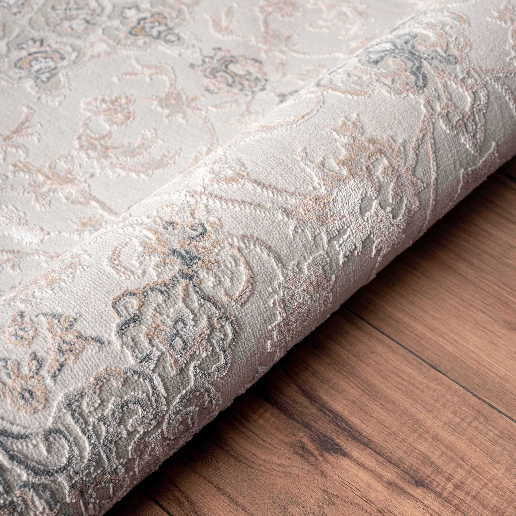 5' X 8' Gray Medallion Area Rug