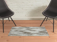 4' X 6' Gray Geometric Area Rug