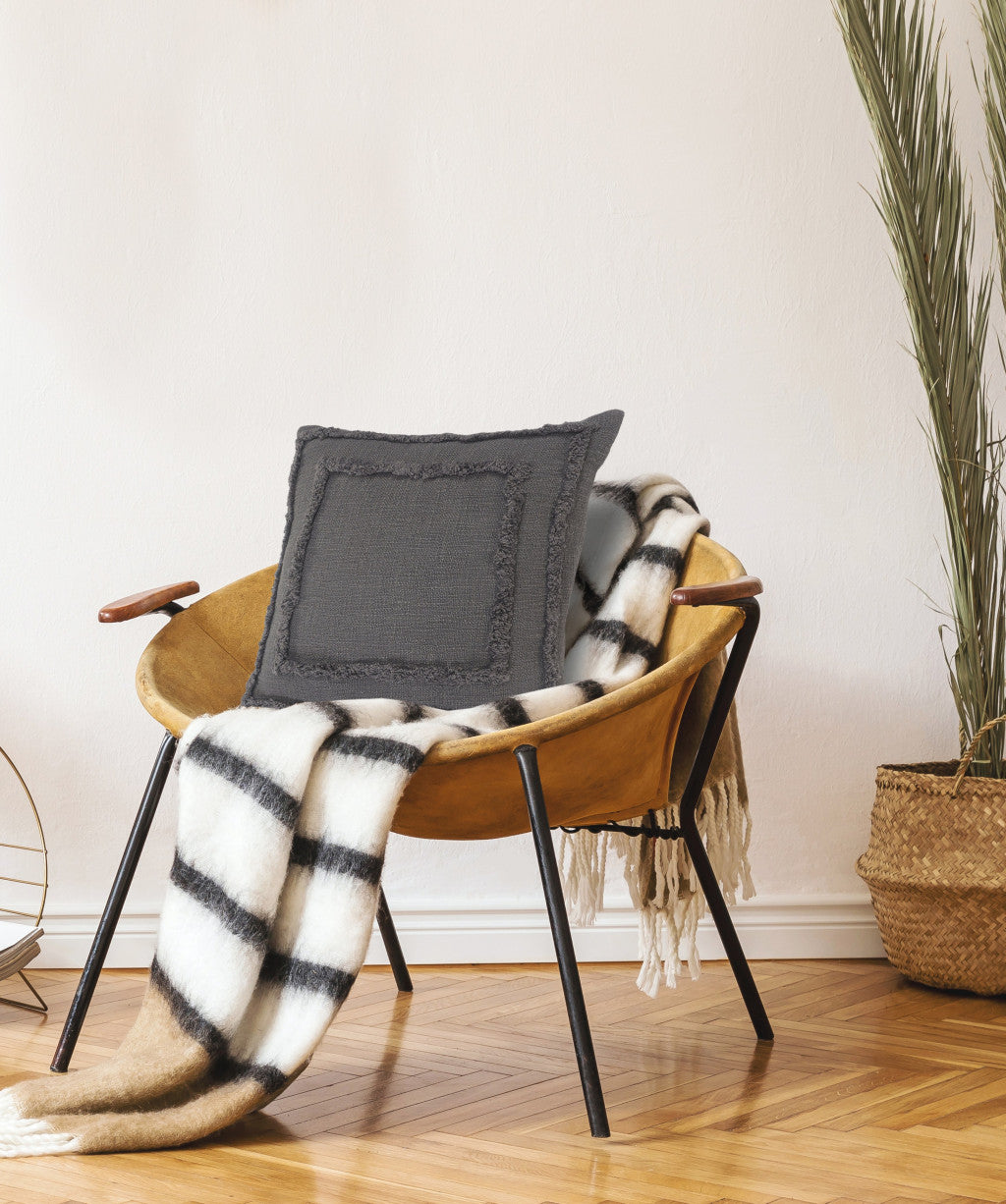 Black Geometric Zippered 100% Cotton Throw Pillow Set Of Two 20" X 20"