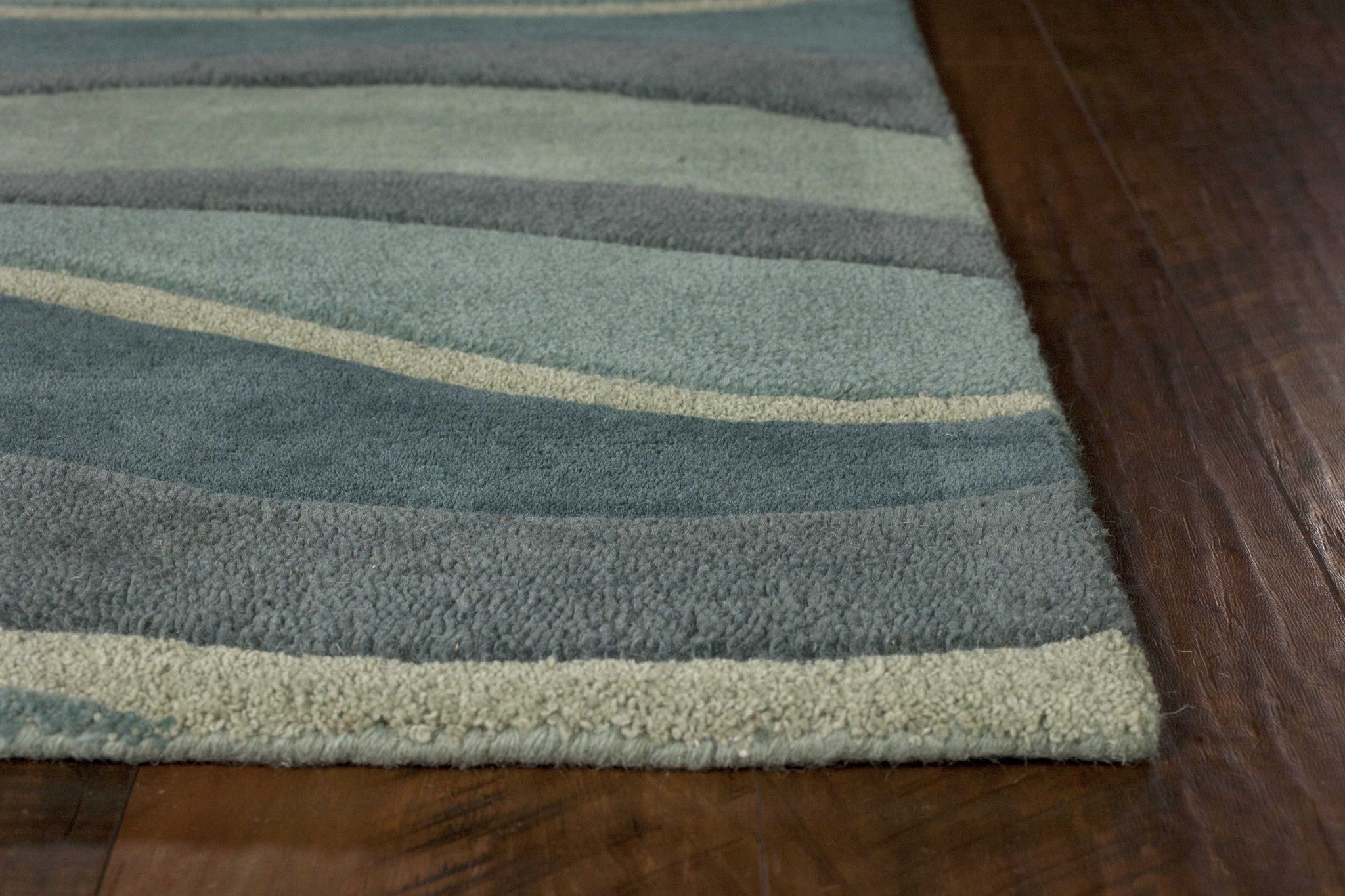 8' x 10' 6" Wool Ocean Area Rug